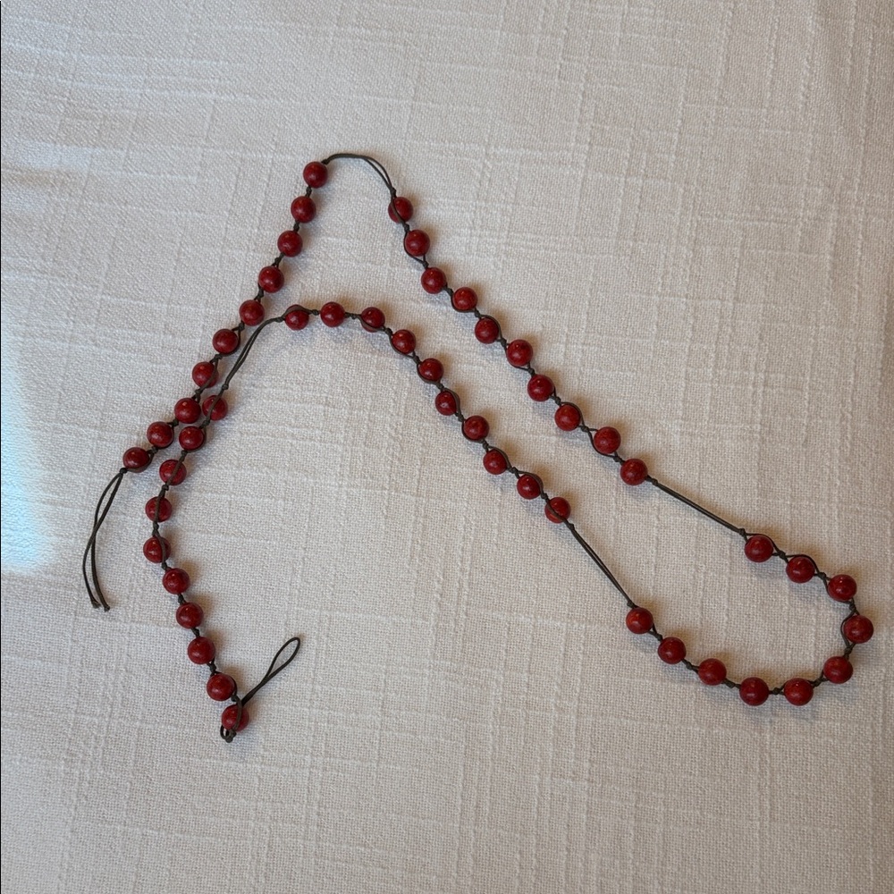 Elegant Red Beaded Necklace